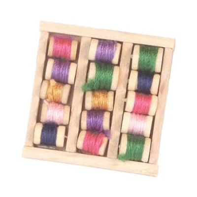 Fadenrollenkiste 3 cm mit bunten Fadenrollen