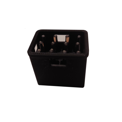 Getränkekiste schwarz gefüllt mit 12 Bierflaschen - 3