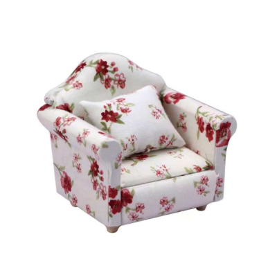 Sessel geblümt mit Kissen