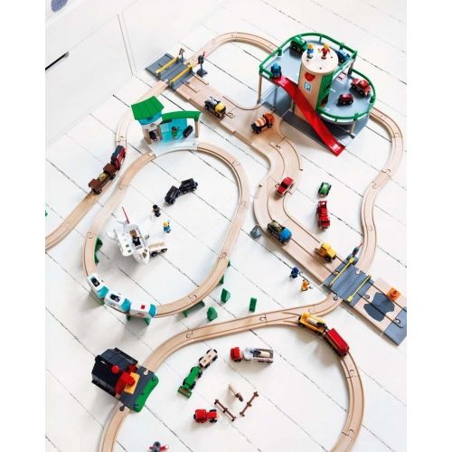 BRIO Parkhaus Straßen & Schienen - 8